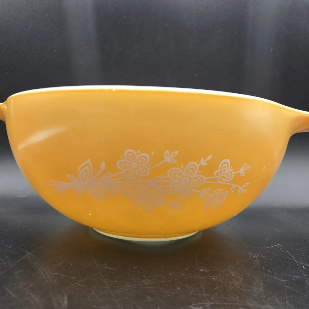 Pyrex beautiful see